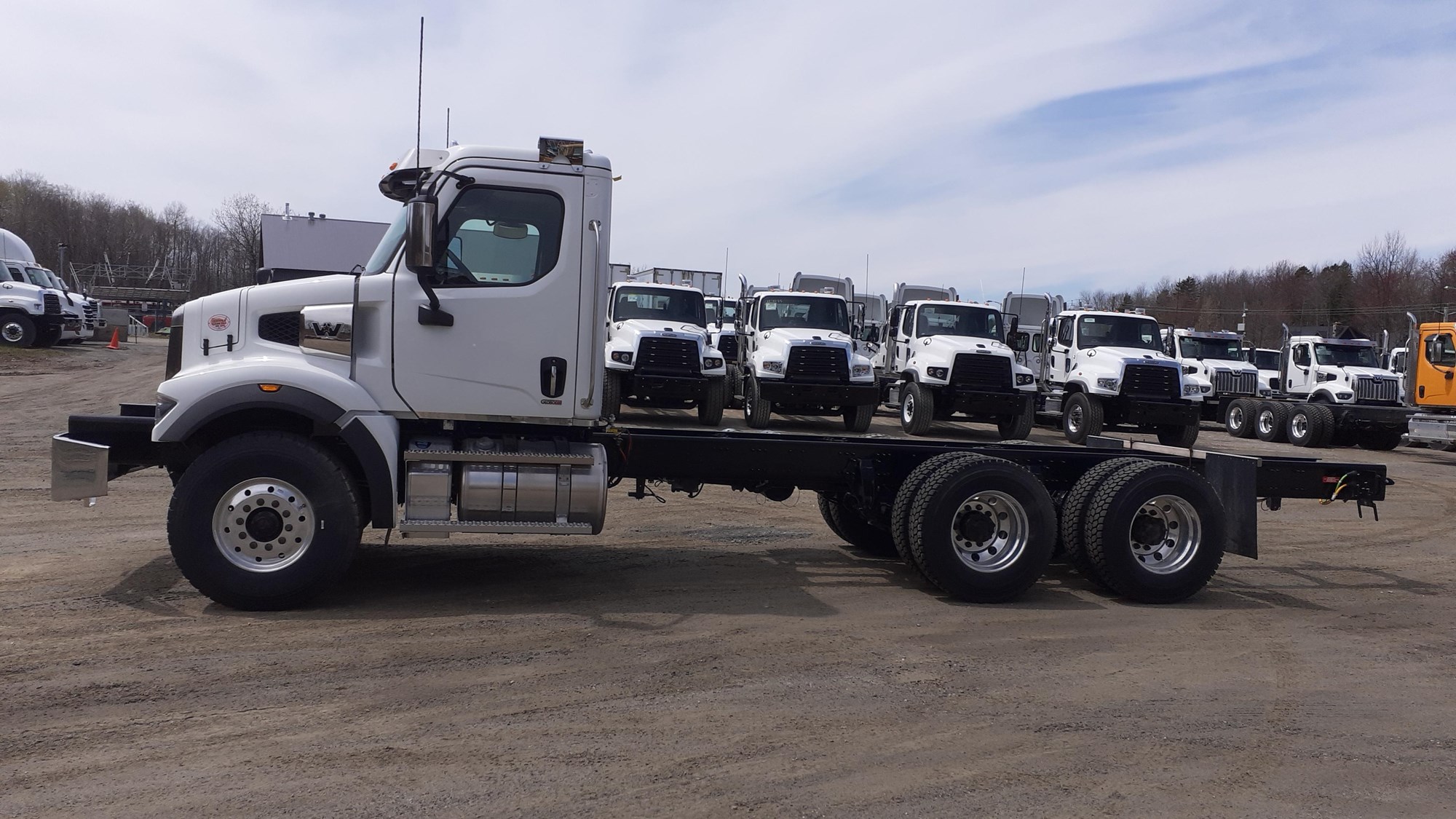 Western Star 47X 2025